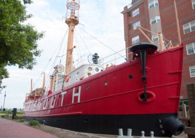 Portsmouth,,Va,,Usa,-,May,4,,2012:,United,States,Lightship